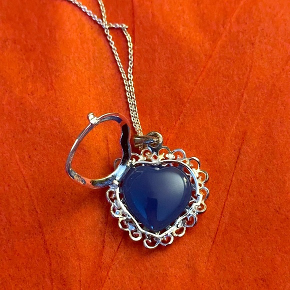Silver necklace with interchangeable hearts - Picture 4 of 5